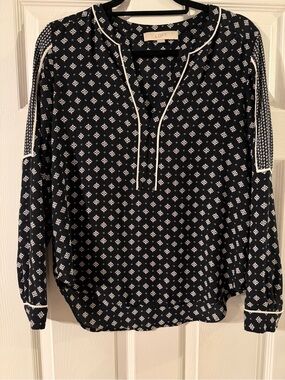 LOFT Navy and White Geometric Print Button-Down Shirt